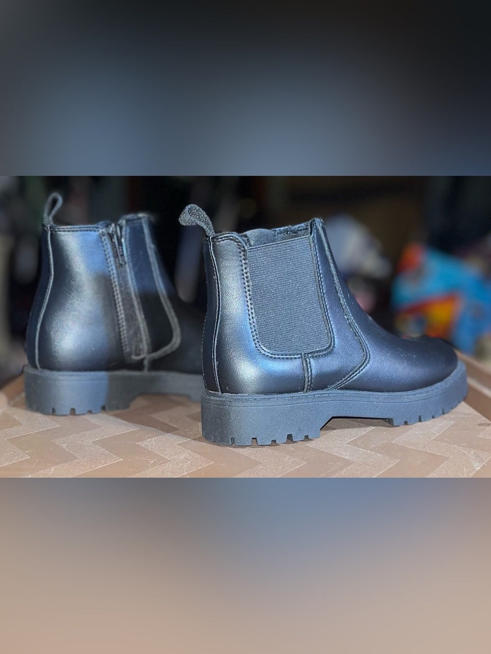 Wonder Nation Black Chelsea Boots - Girls Size 13 - Picture 5 of 9